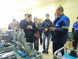 Сотрудники «Газпром межрегионгаз Север» познакомили школьников с работой газовой службы