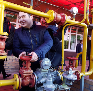 Тюменские старшеклассники познакомились с работой газовиков